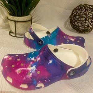 Women’s classic Croc-Galaxy